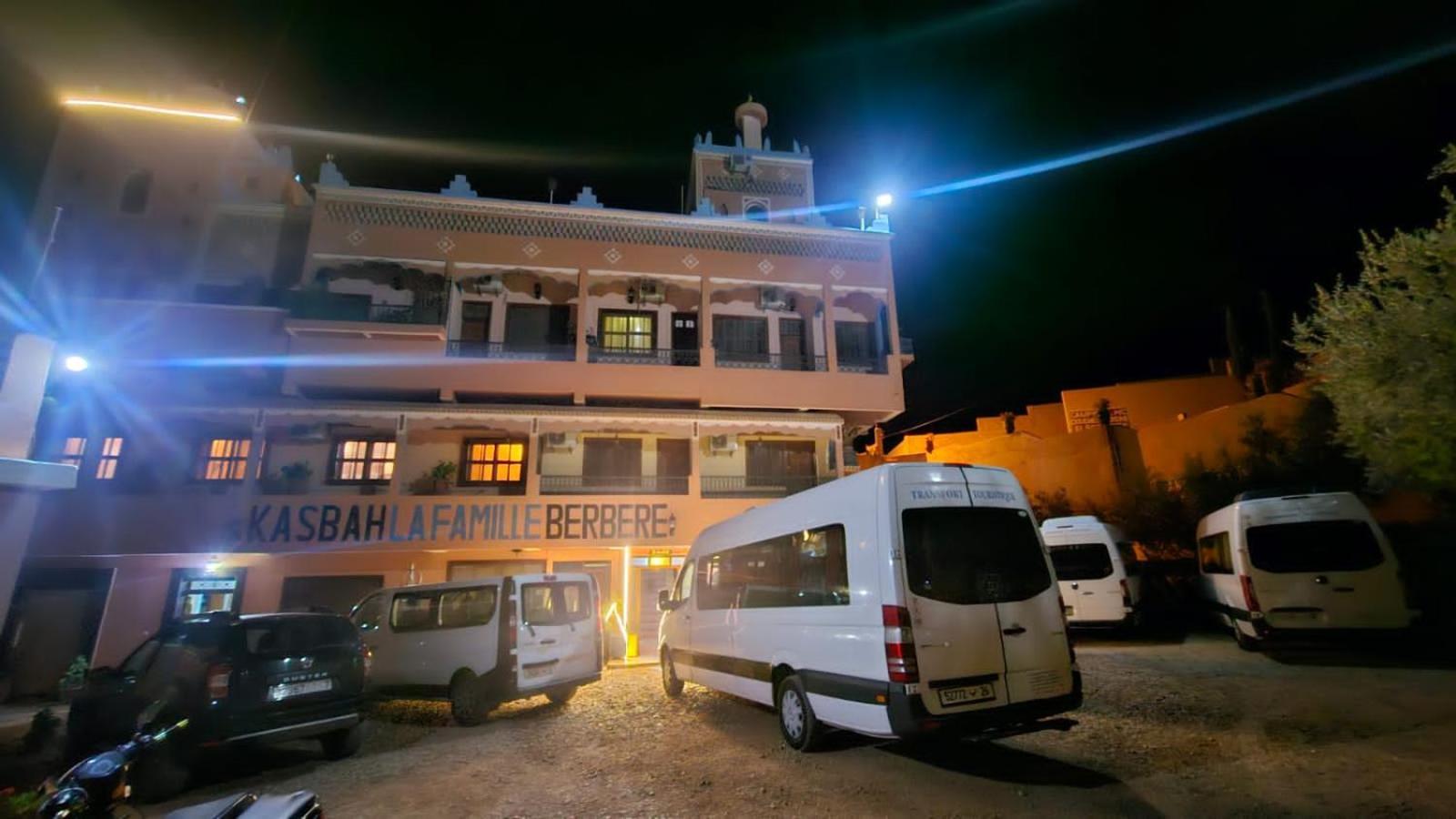 Отель Kasbah La Famille Berbere Boumalne Dades Экстерьер фото